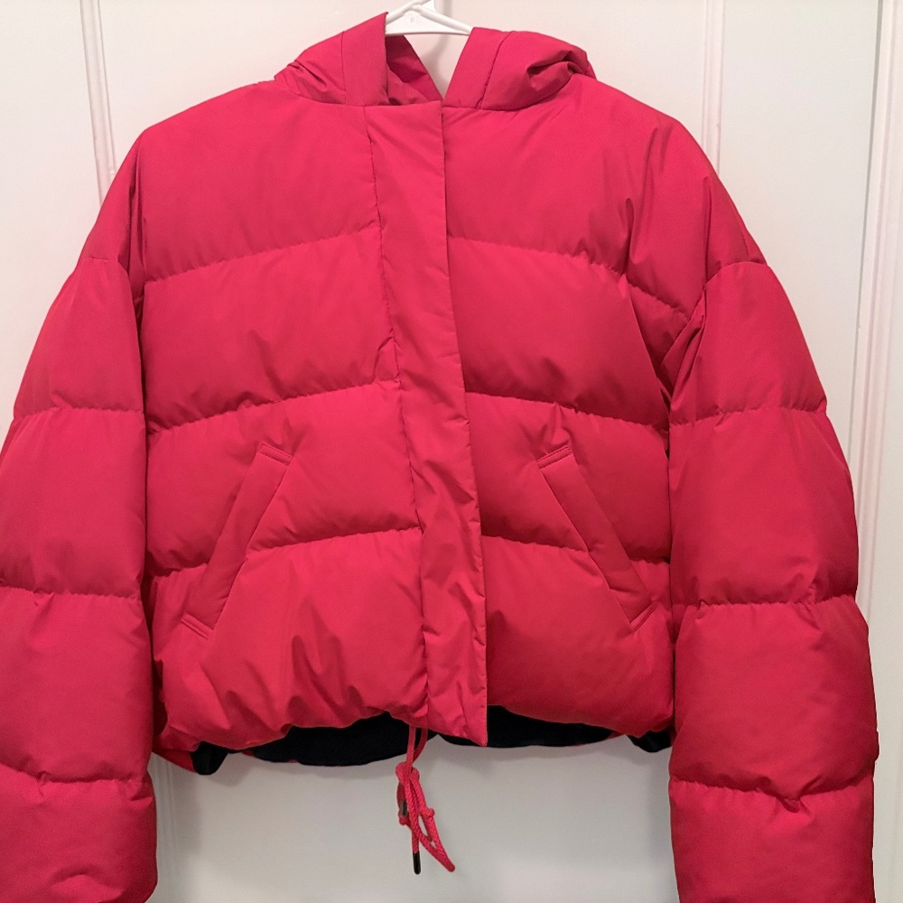 Red Puffer Cropped Jacket with Drawstring by Velvet